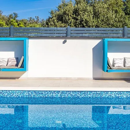 Villa Vallelunga Pula