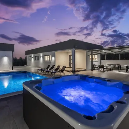 빌라 Vallelunga 풀라